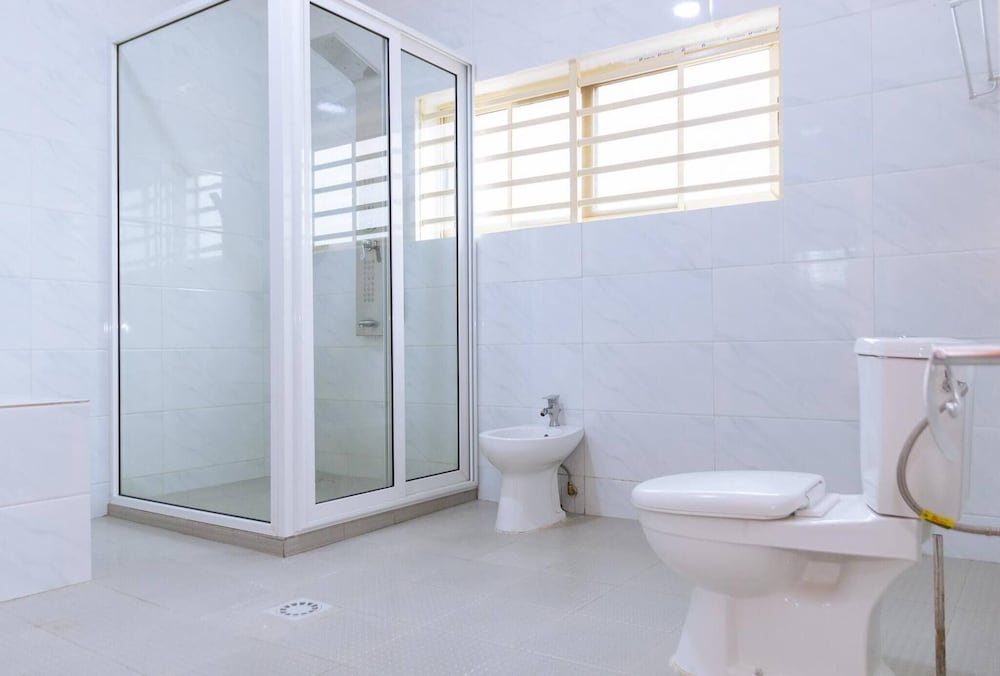 House 5 Mins From the Beach, 15 Mins From the Airport