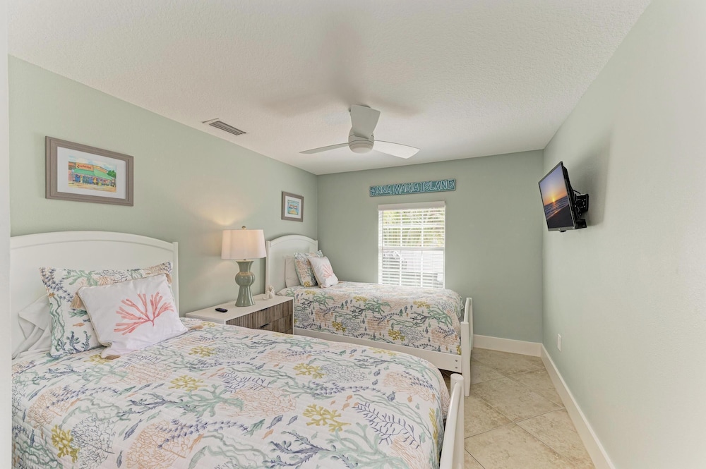 Anna Maria Island Blue Bella Bliss - Private Heated Pool