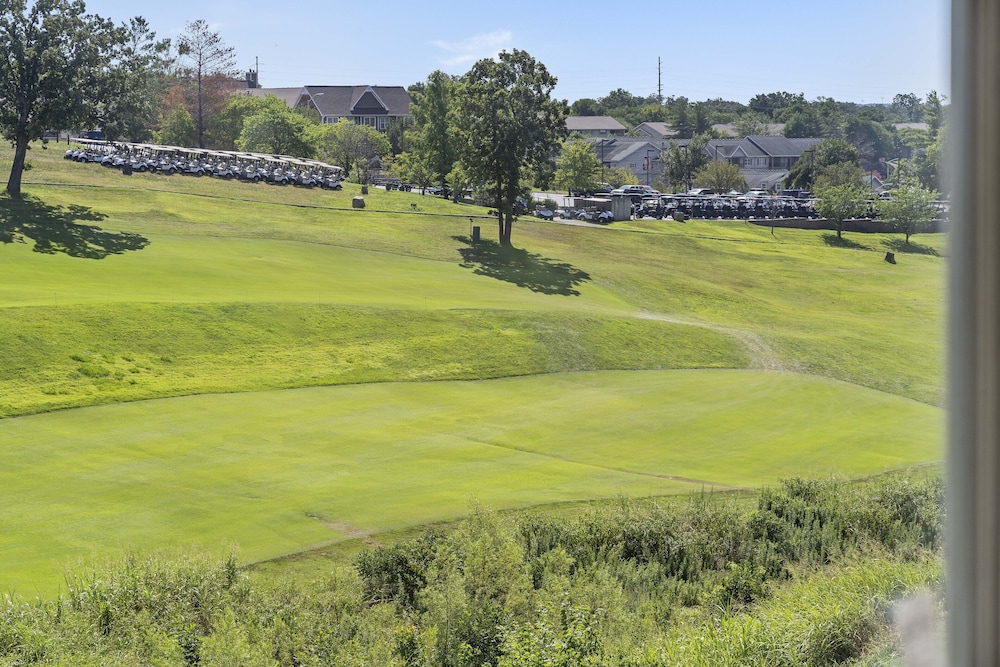 Legacy Walk-in - Golf Views Great Location view 2