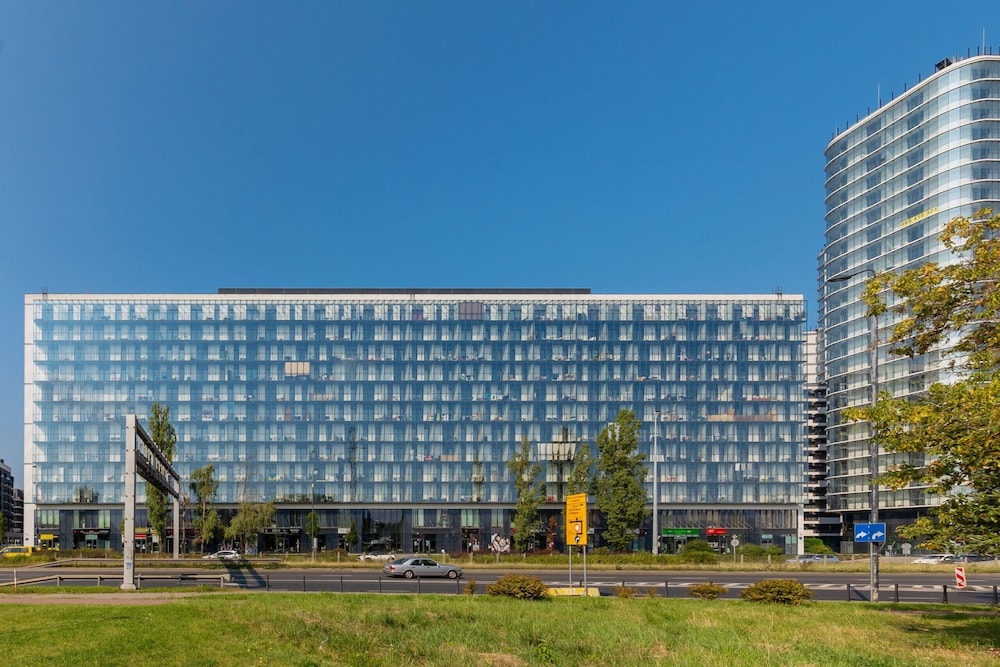 Pet-friendly Prymasa Warsaw by Renters view 4