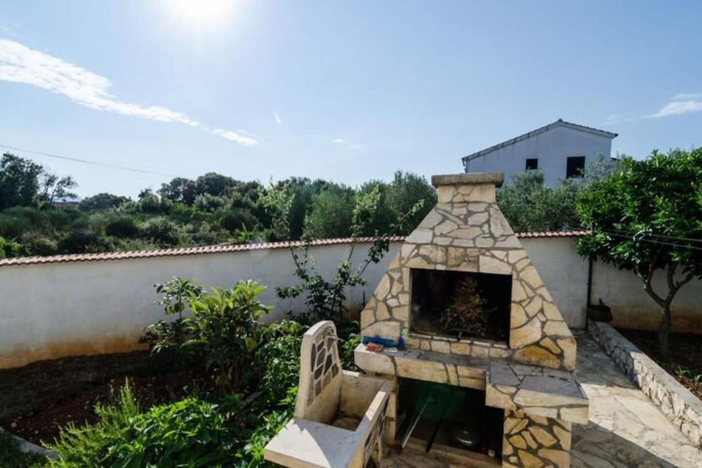 Apartments Lemes - One Bedroom Apartment With Garden View Apt4 view 2