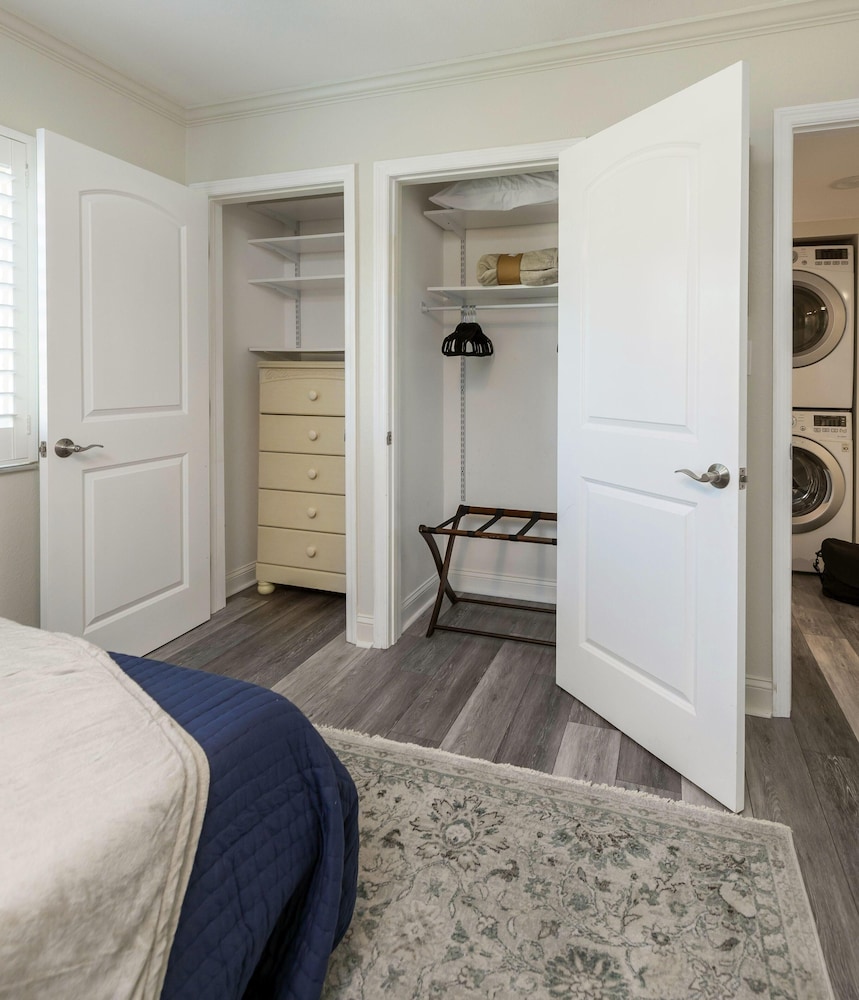 Land's End 4-306 Bay Front - Premier