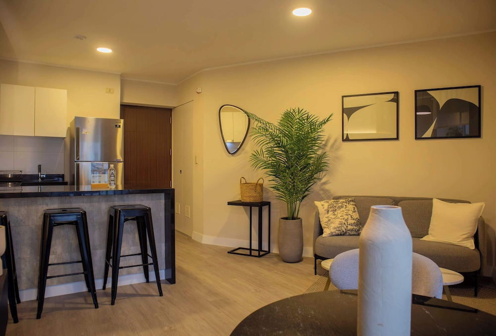w Exceptional 1BR w Balcony in San Isidro