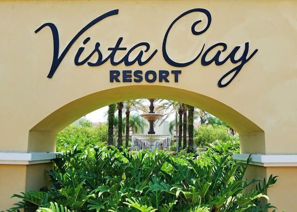 Universal Studio's Area Apt by CozyKey