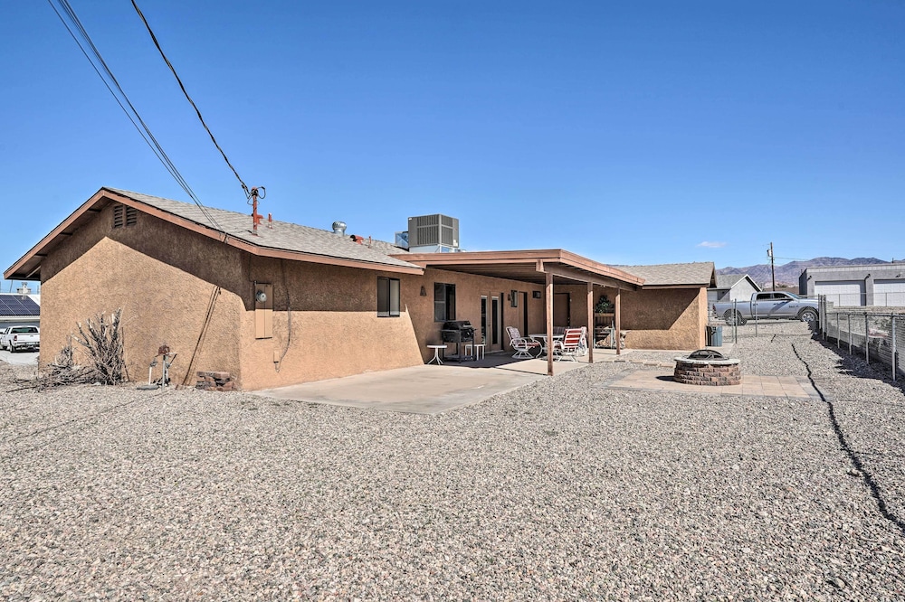 2 Mi to Lake: Home w/ Fire Pit in Arizona! view 3