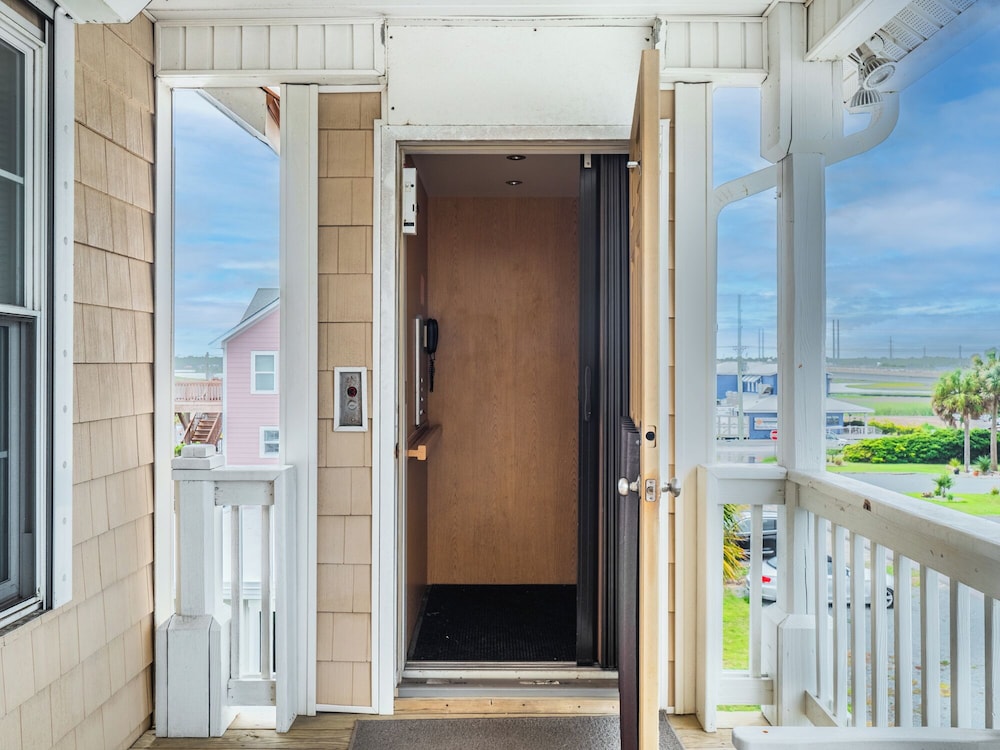 Beach, Please by Topsail Realty