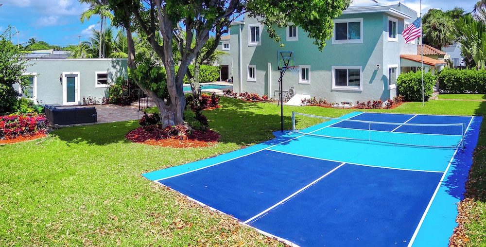 West Palm Oasis