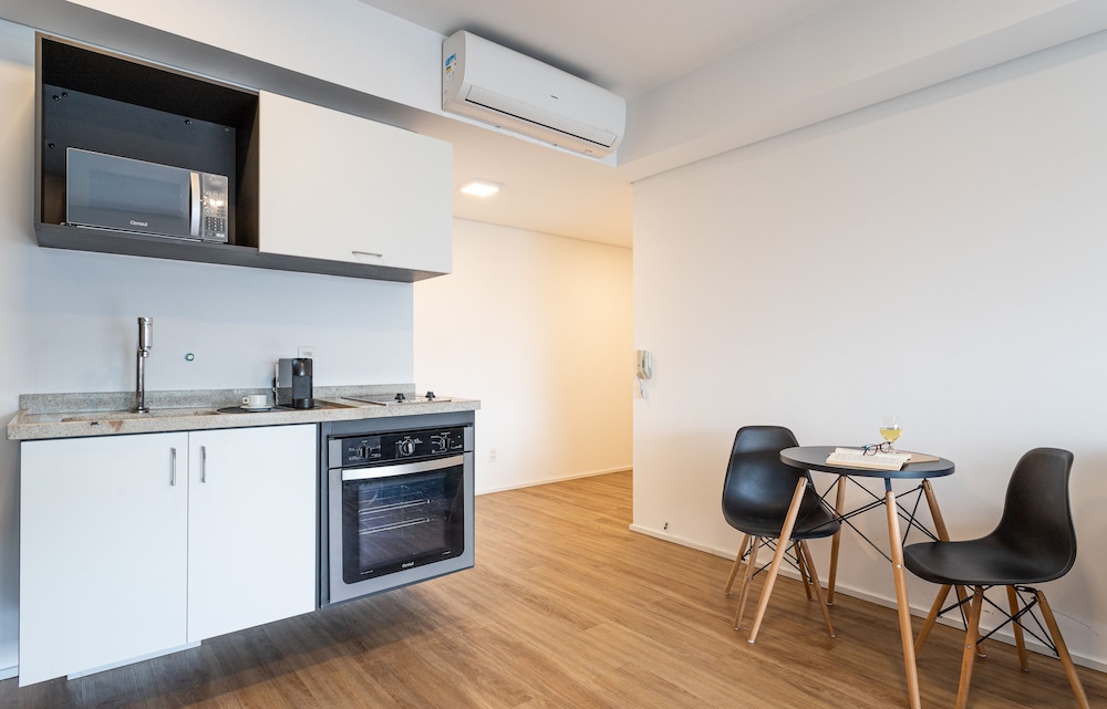 Setin Downtown Genebra by Viva - Apartamentos completos na Bela Vista com piscina