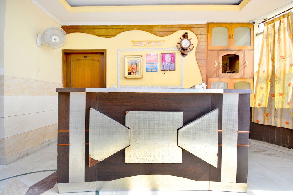 SPOT ON 41347 Hotel Royal Occassions - Property Image 1