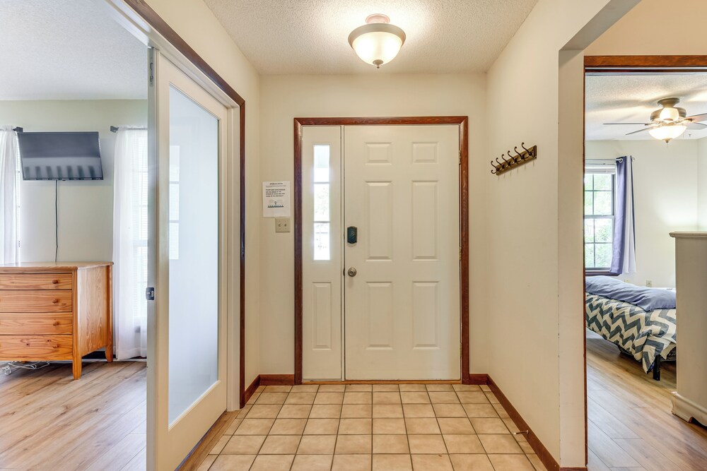 Private Pool & Patio: Niceville Family Home