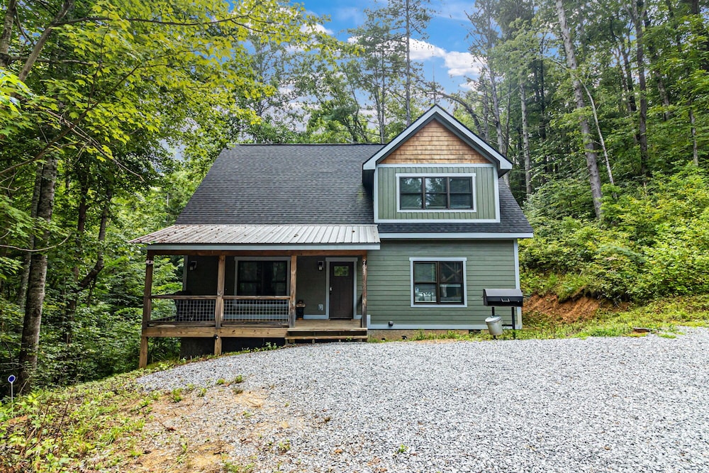 Pinewood Forest Walden's Creek Cabins