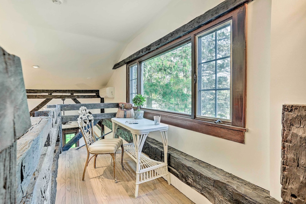 Historic Cornwall-on-hudson Cottage w/ Deck! - Property Image 9