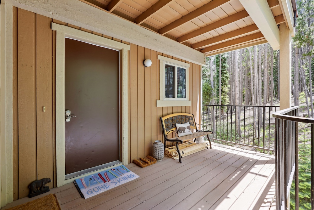 Colorado Condo ~ 3 Mi to Winter Park Resort!