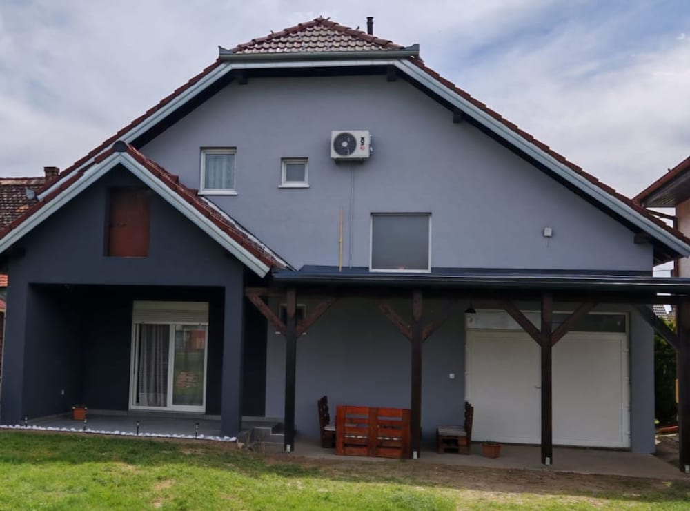 Apartmani Tea i Toni