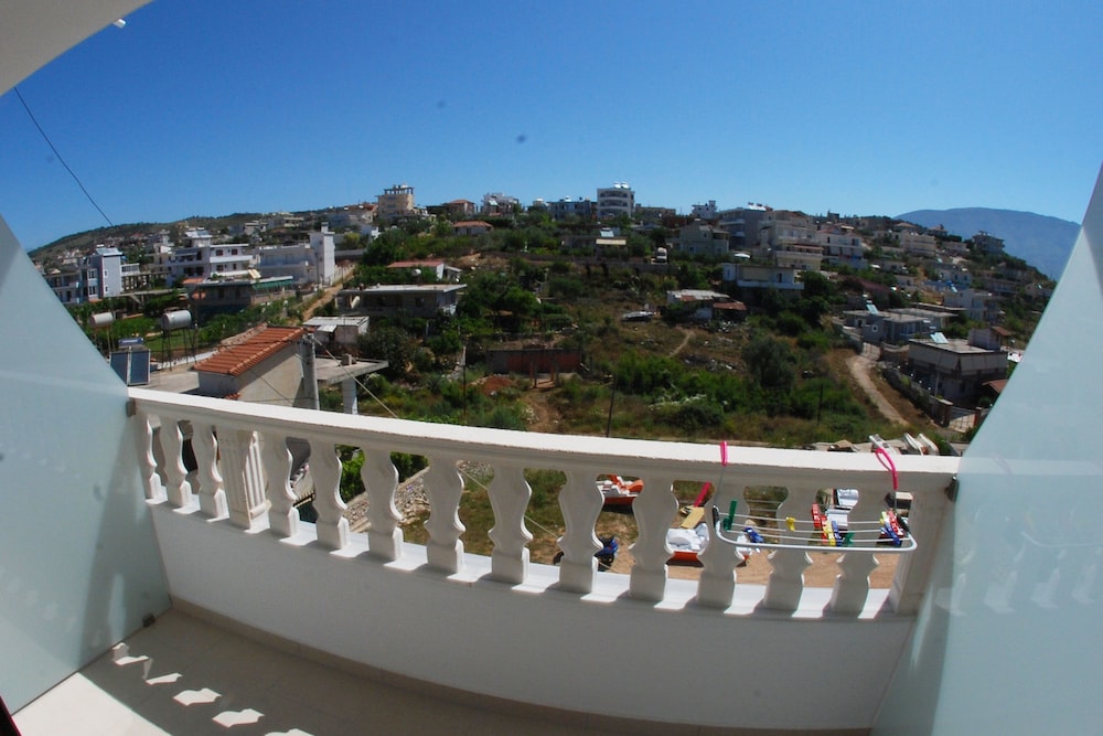 Vila Renato