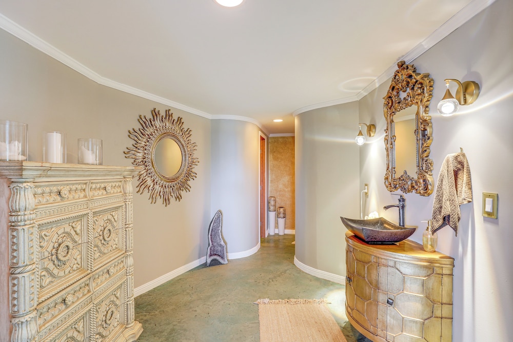 Unique Mountain-view Dome Home in Weaverville