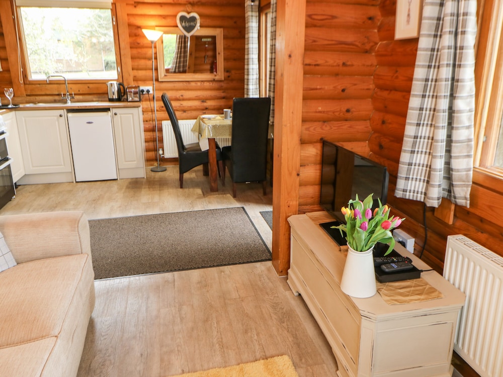 Alwinton Lodge