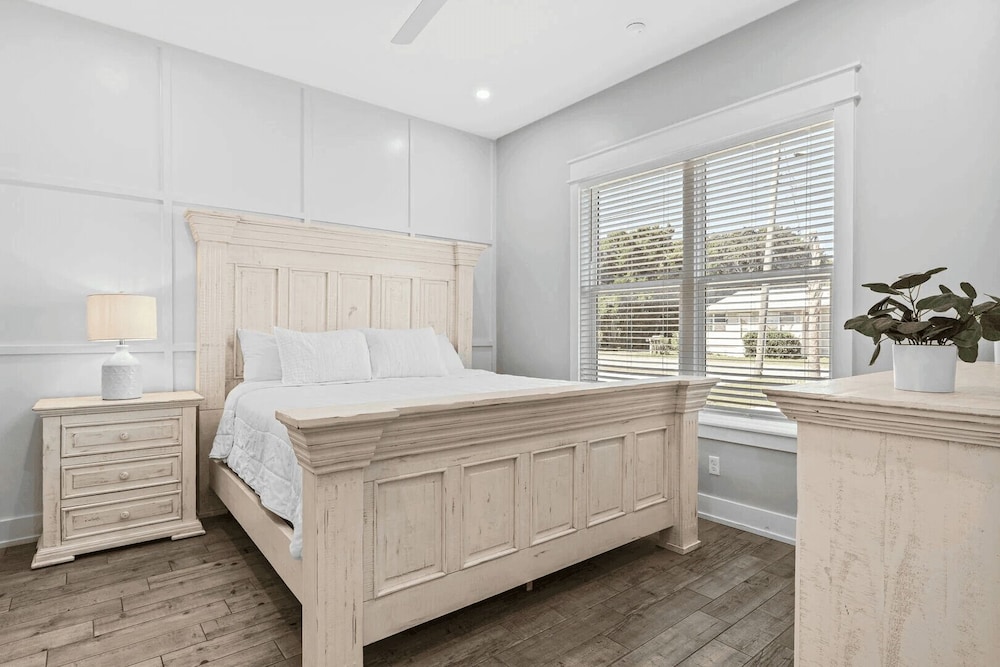 Tipsea Turtle - Avantstay 1 Block to Gulf + Pool
