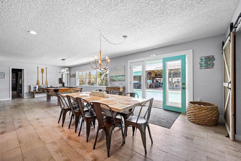 Canal Front Beach Home, Private Pool