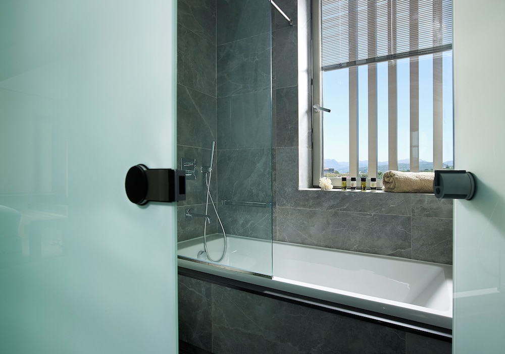 Youphoria Villas