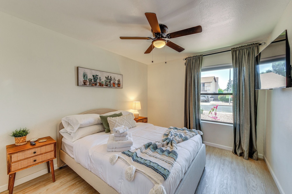 Spacious Desert Oasis in Mesa w/ Private Pool!