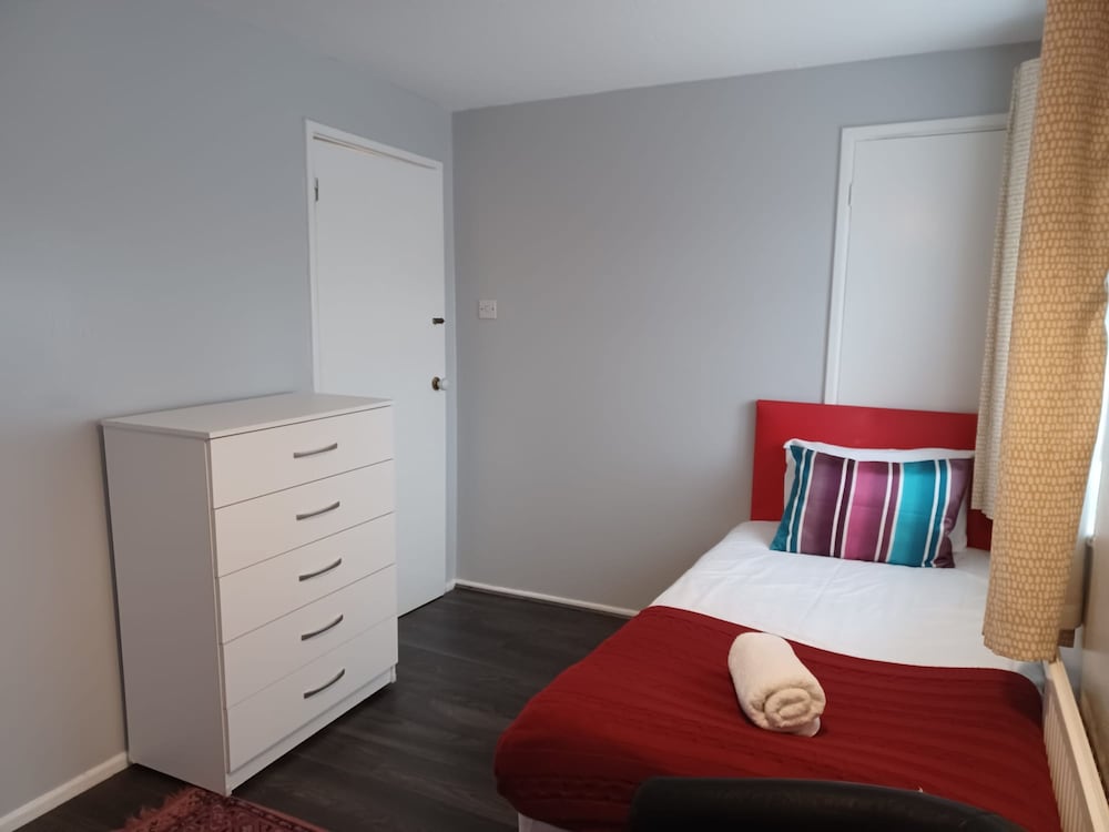 Poynters House - Huku Kwetu Luton view 5