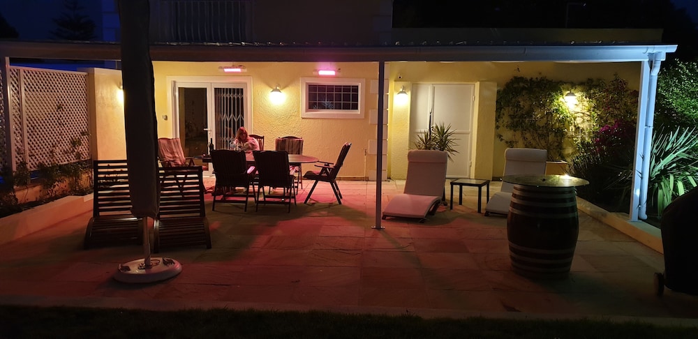 Constantia Cottages