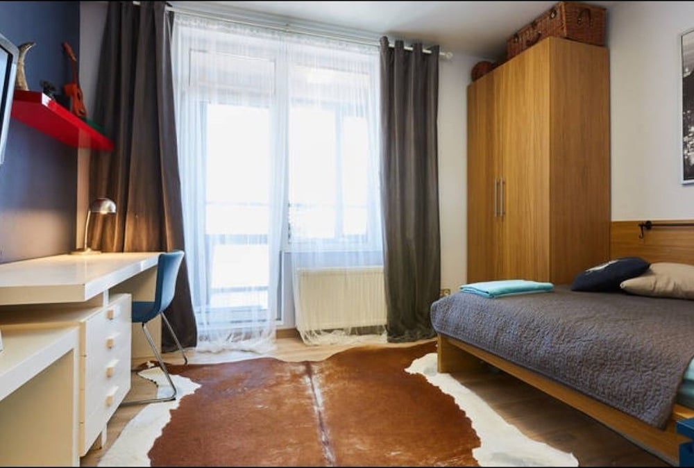 ROOMS on Poltavsky