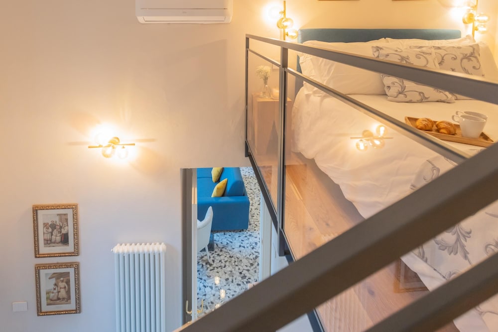 Cinque Giornate 70 Suites - Atena