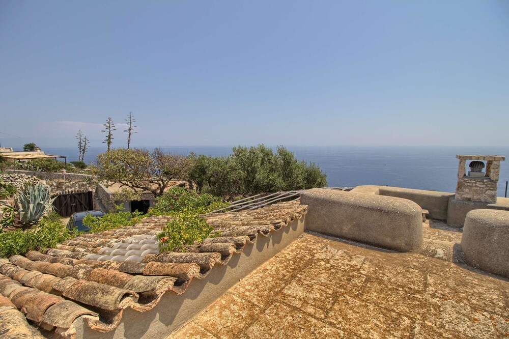 Cucù, Lovely Sea Cottages view 2