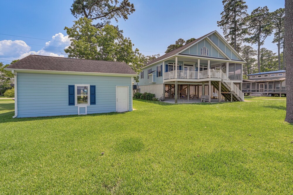 Riverfront Aurora Home w/ Deck & Private Pier! view 5