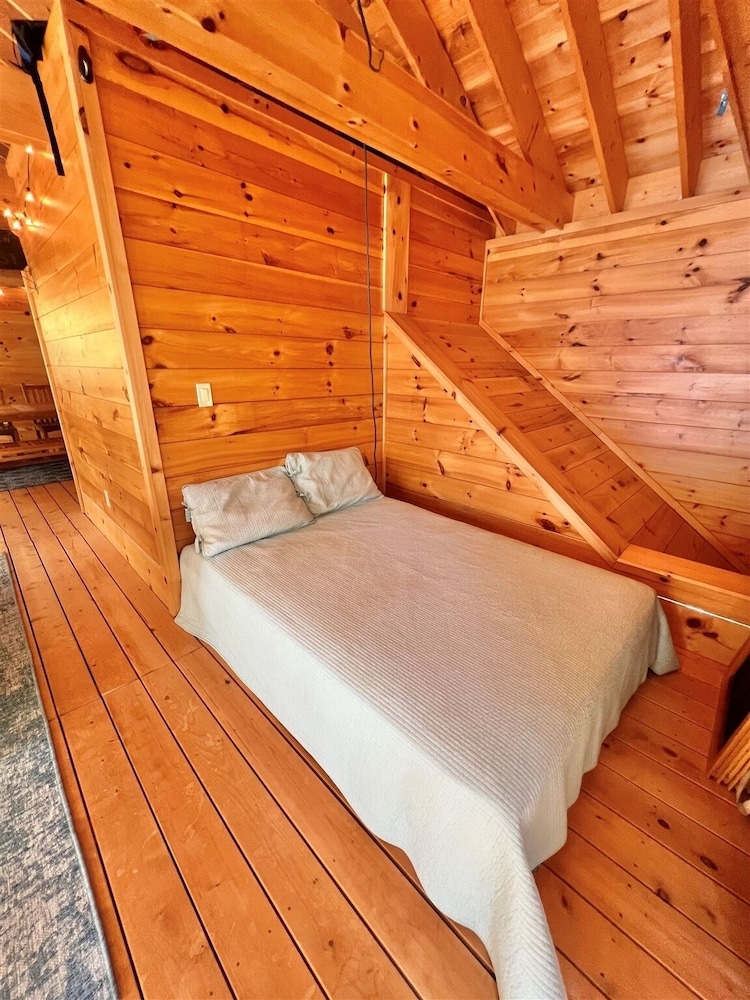 Highland Lake Cottage Limit 8 4 Bedroom Home