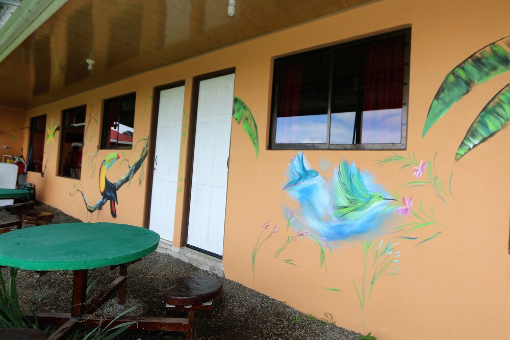 Hostel Cattleya