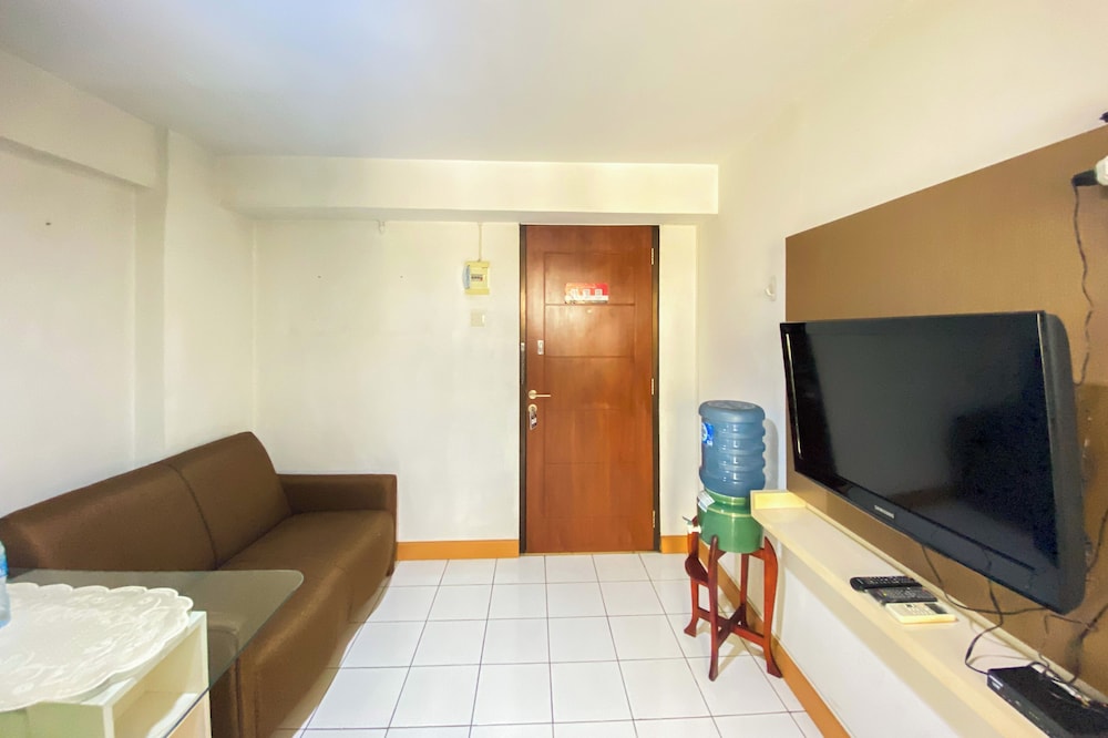 Homey 2Br With Modern Design Kebagusan City Apartment