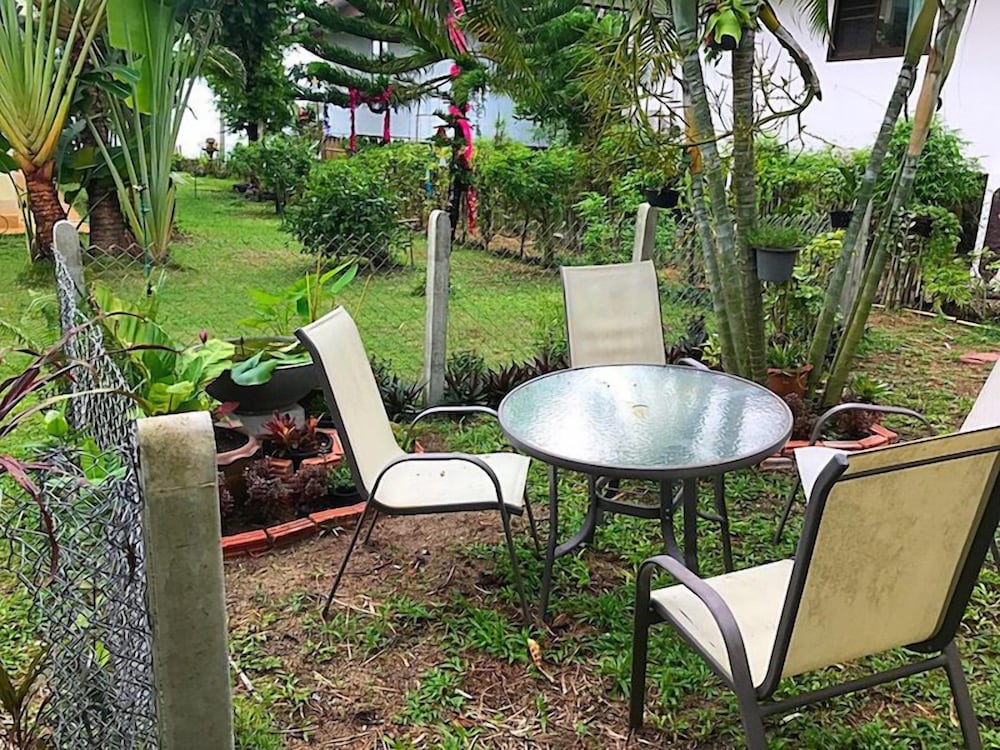 Charu Bay Villas