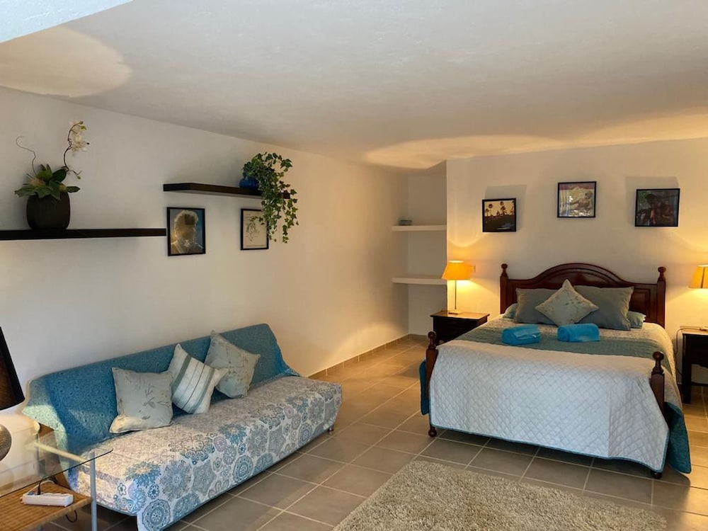 Villa Vale Verde 5 Bedroom Villa 10 min Walk to