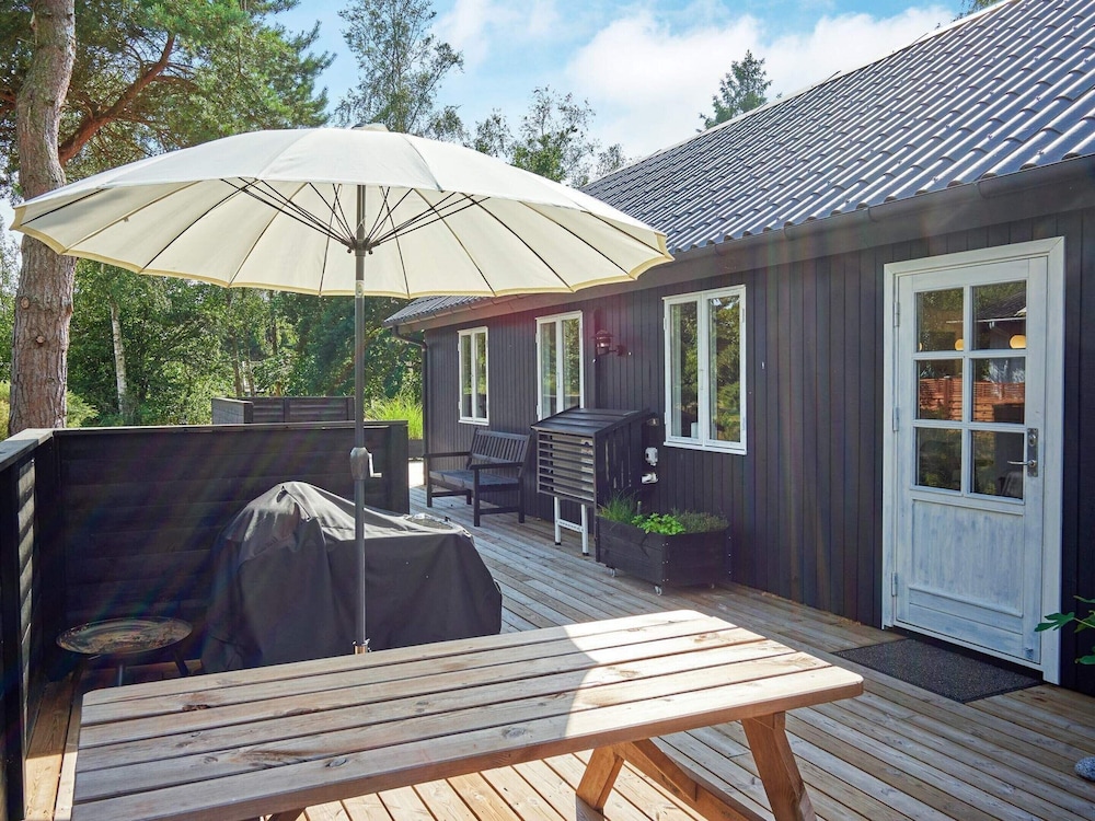 6 Person Holiday Home in Aakirkeby view 3