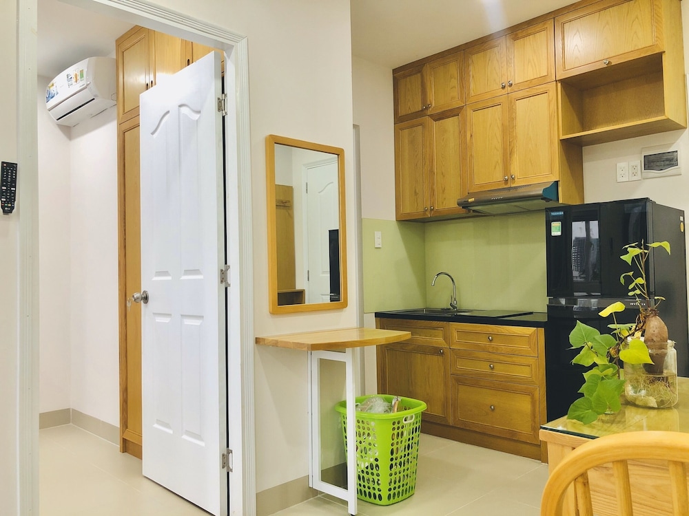 New Hampton Hospitality - Cornelia Hotel & Apartment
