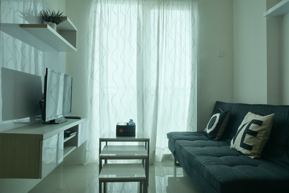 2 Bedrooms Woodland Park Apartment by Travelio