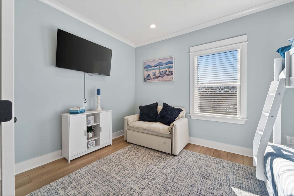 Bayou Bay Breeze 4 Bedroom Home
