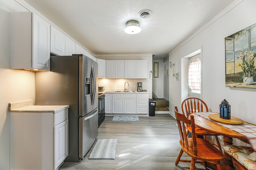 Spacious Family Home: 9 Mi to Ocean City Boardwalk