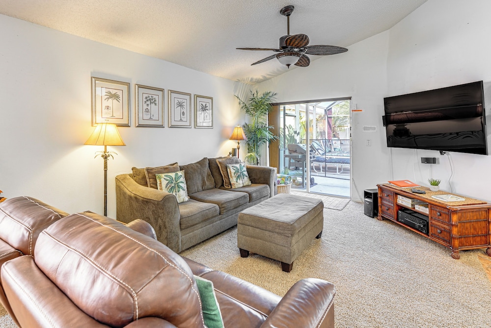 3 Mi to Disney World: Poolside Oasis w/ Game Room
