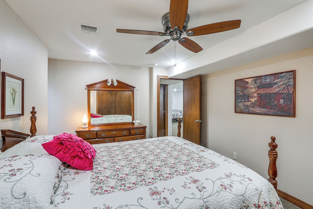 2 Mi to Main Street: Family Home in Winfield!