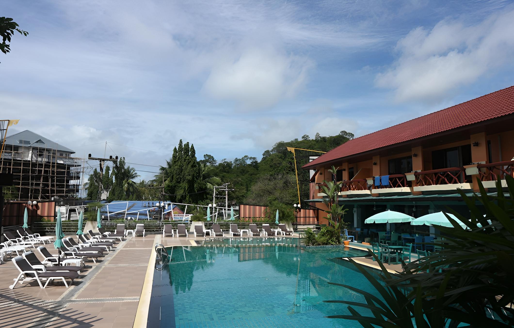 swimming pool