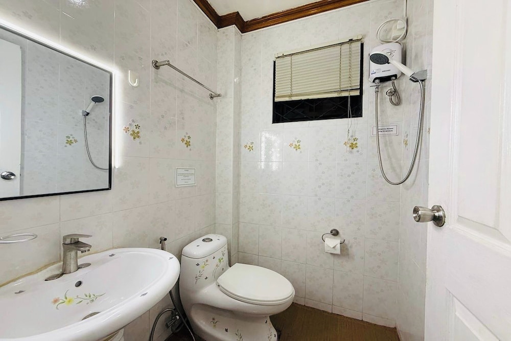 Mountain Transient Lodge