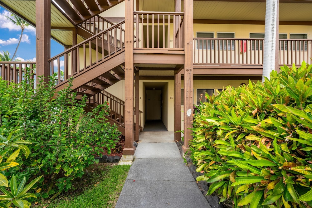 Big Island Kona Isle D3 1 Bedroom Condo