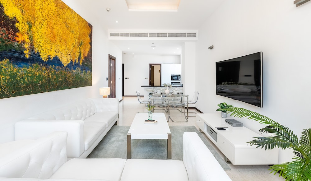 Tiara Residences - Mint Stay