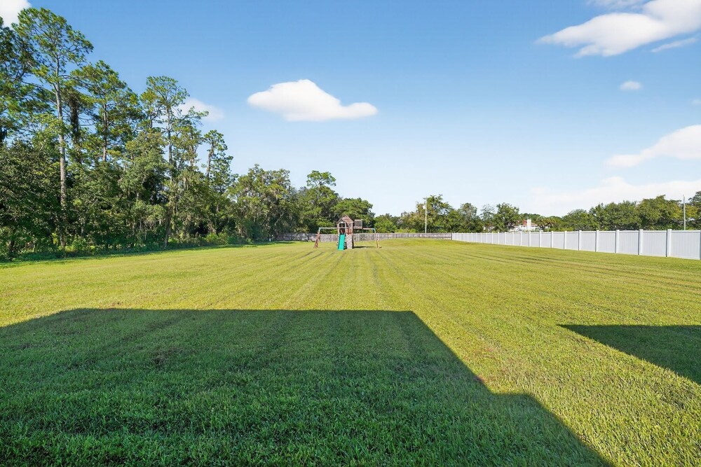 Floridays Manor 4 Bedroom Home