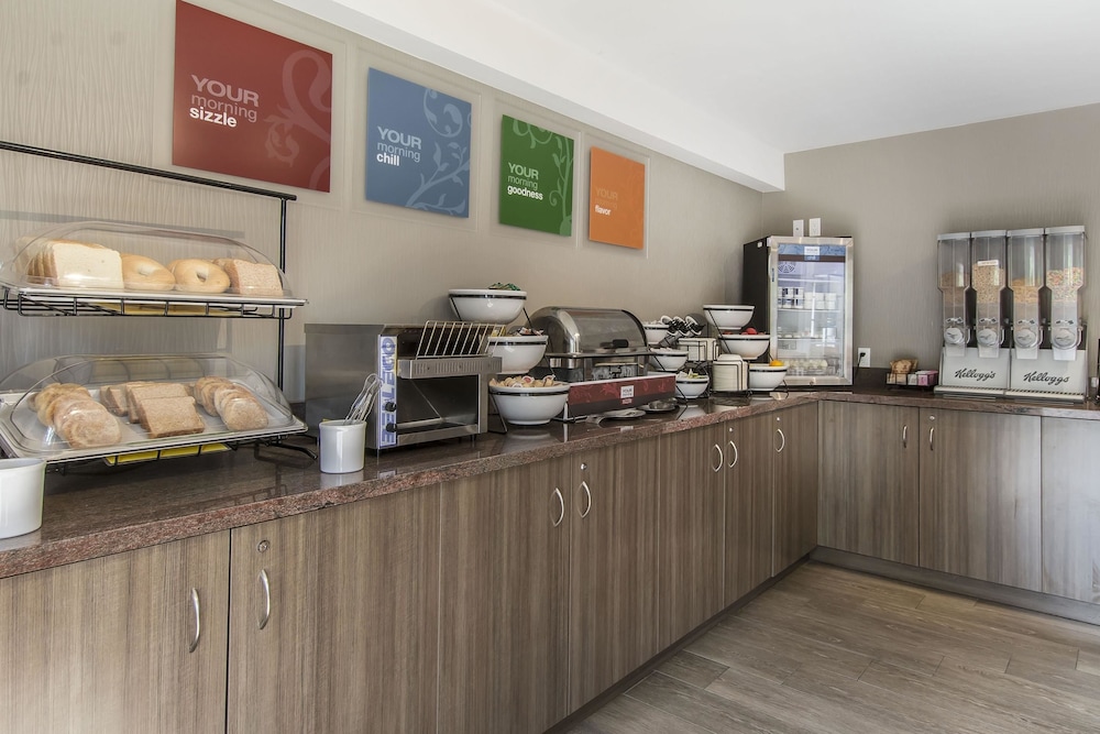 Huntsville Vacations - Comfort Inn - Property Image 17