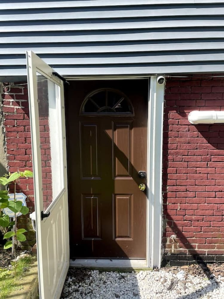 Lovely Two Bedroom Condo in South Boston